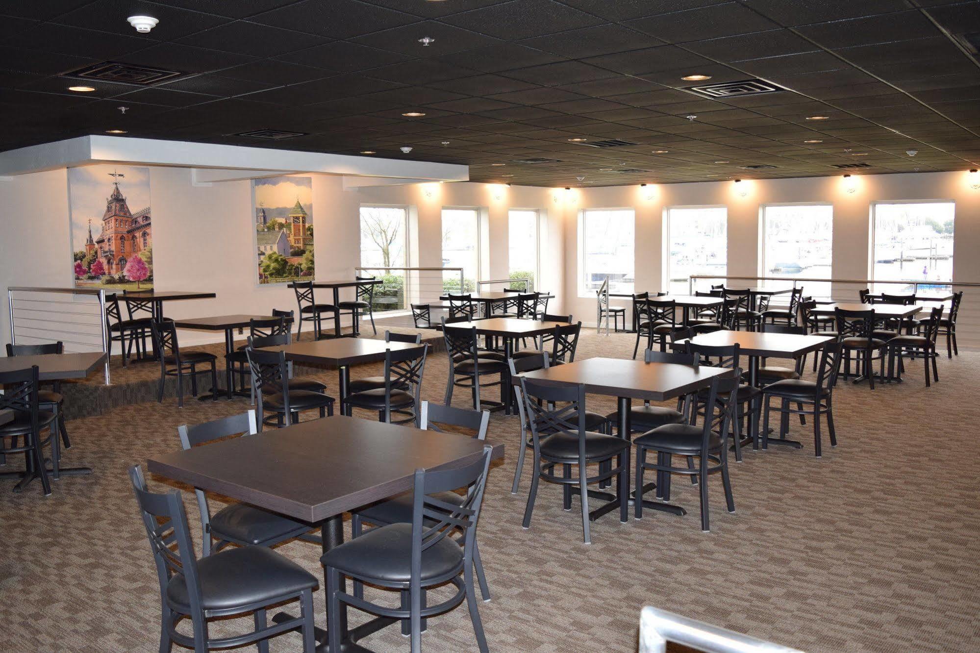 Bridgepointe Hotel & Marina New Bern Exterior foto